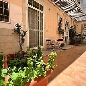 Apartament Interno 2 Il Giardino Segreto Centro, Bari
