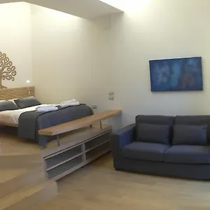 Apartament 4ac, Bari